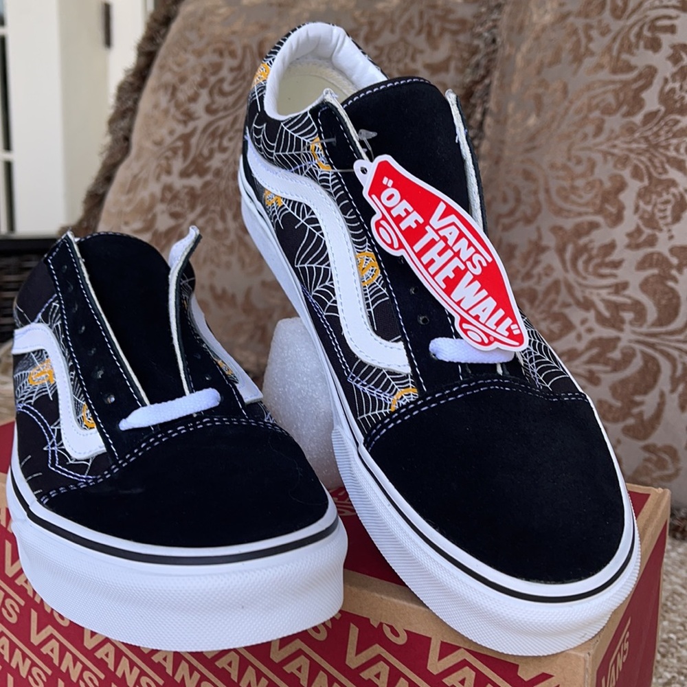 Vans WMNS Old Skool Printed Spider Web/Black Sneakers - Picture 10 of 16